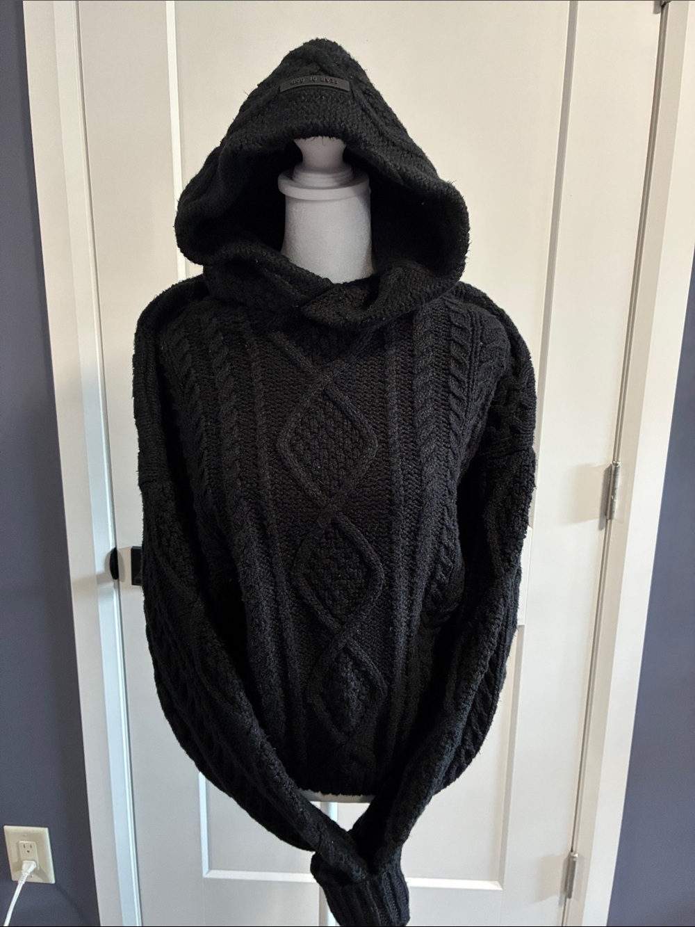 Unisex FoG Essentials Black Cable-Knit Hooded Sweater - 14/16